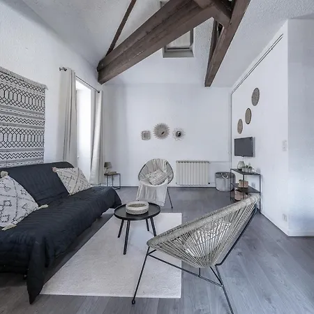 Le Petillat - Design Centre - Ideal Curiste *
